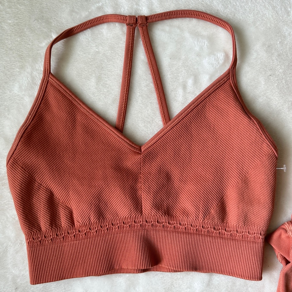 4. Gymshark Set - Picture 2 of 6